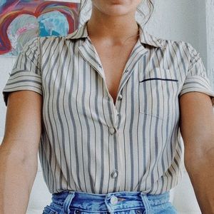 VINTAGE SILK COLLARED BLOUSE